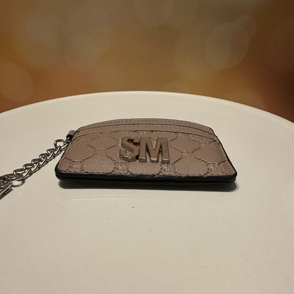 Steve Madden Monogramed Card Holder - Picture 2 of 3